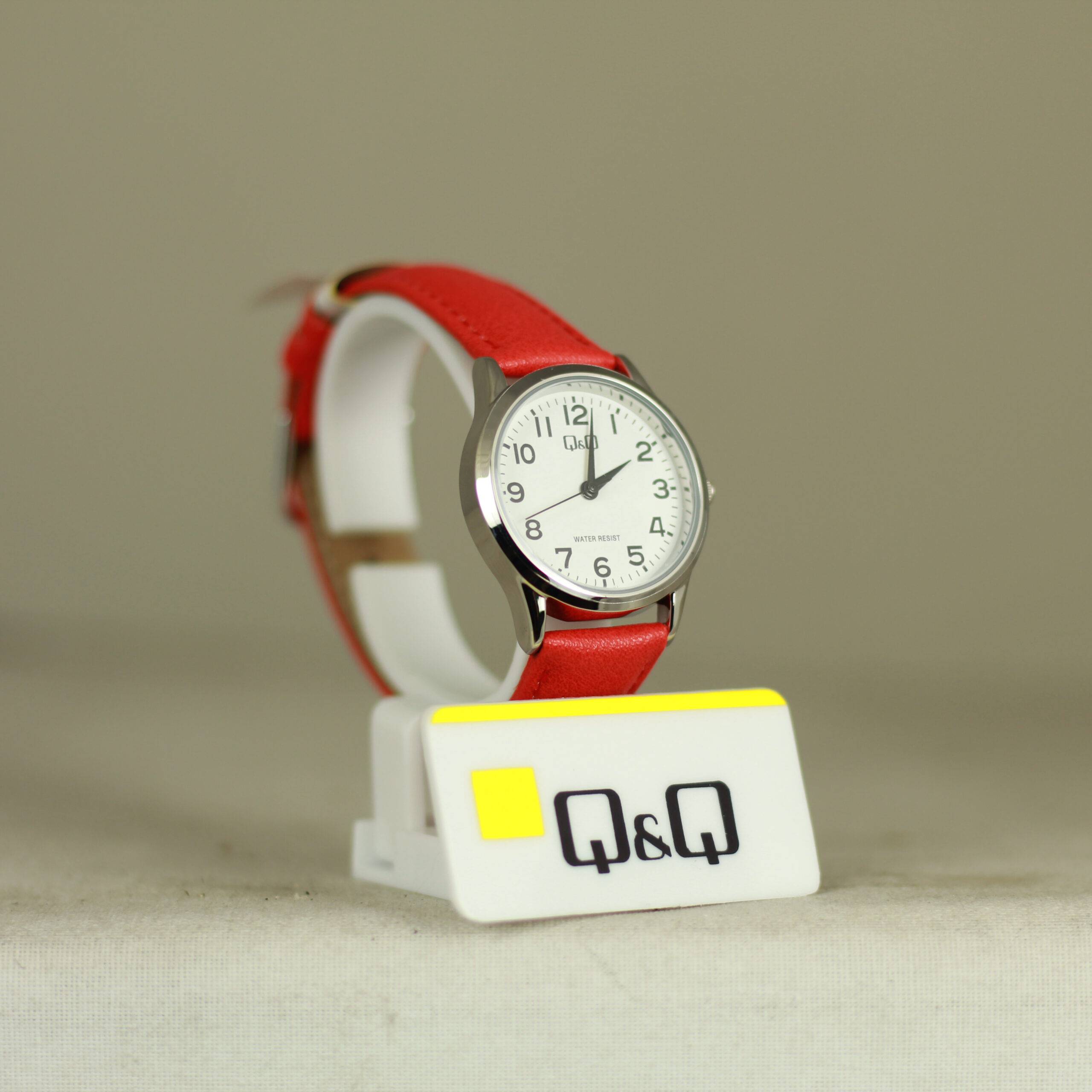 Reloj Q&Q Dama De Cuero Rojo - Imagen 4